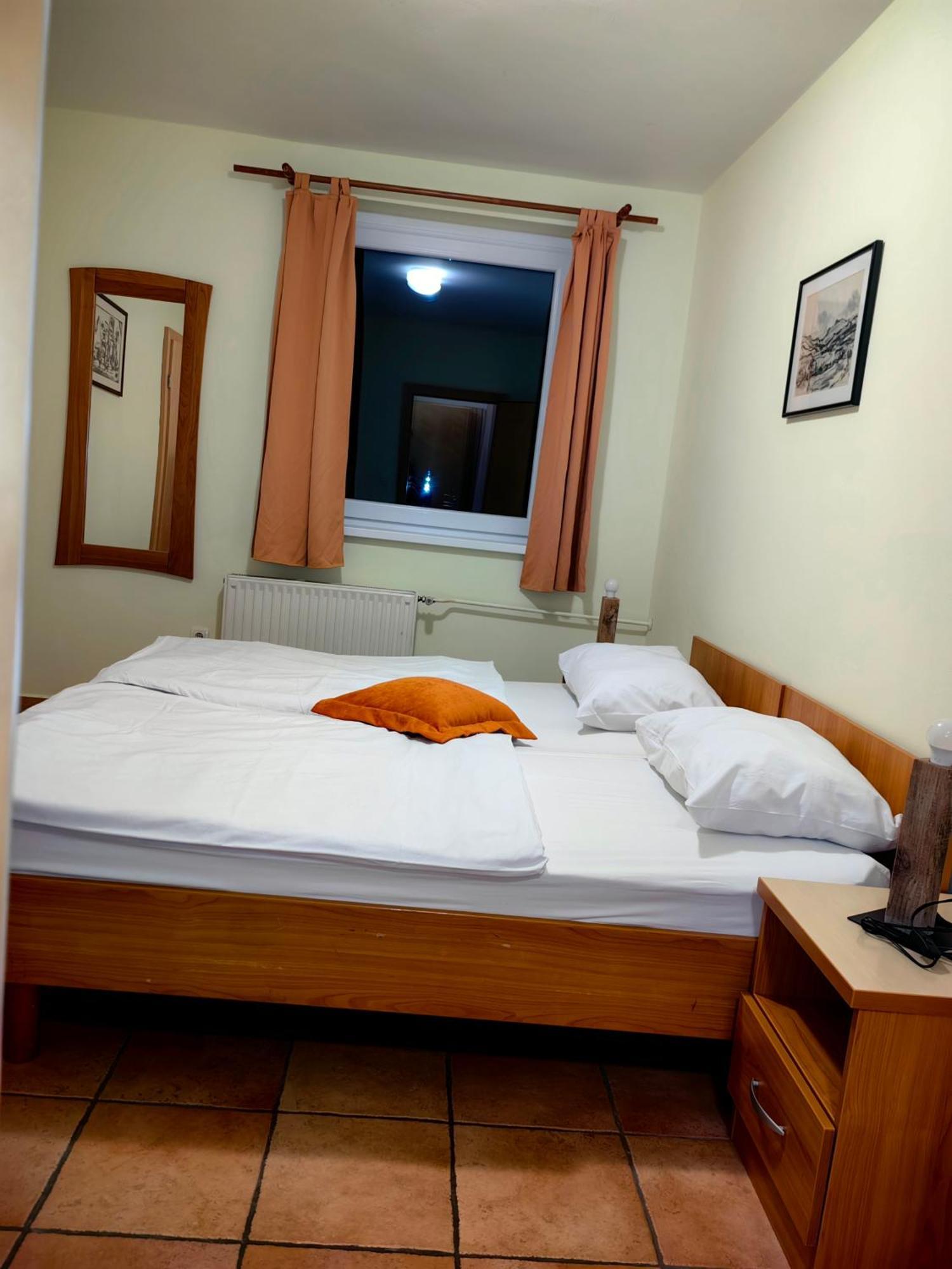 Hotel Kovac Osilnica Exteriér fotografie